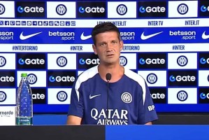 国米具备变阵条件！齐沃热身赛尝试，多名国脚新阵型表现出色！